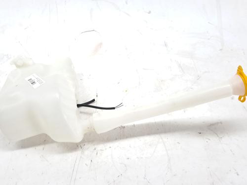 Used Windscreen washer tank RENAULT MASTER III Van (FV) 2.3 dCi 125 FWD (FV0C, FV0D, FV0G, FV0H, FV0J, FV0K,... (125 hp) 30452240
