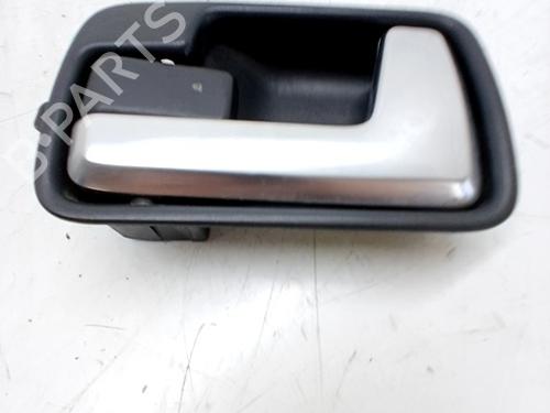 Used Front left interior door handle LAND ROVER DISCOVERY III (L319) 2.7 TD 4x4 (190 hp) 30561290