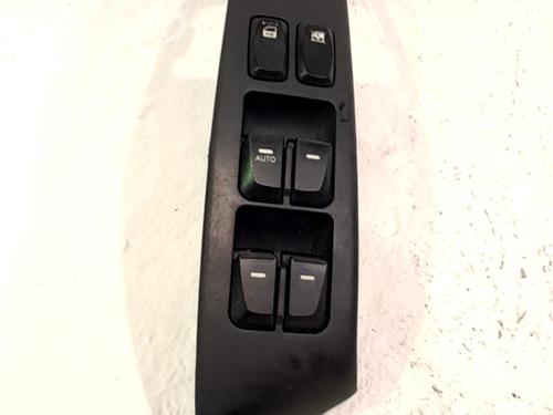 Used Left front window switch Left front window switch HYUNDAI ix35 (LM, EL, ELH) 1.7 CRDi (116 hp) 33765581 33765581