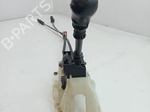 Used Gear lever MITSUBISHI OUTLANDER II (CW_W) 2.0 DI-D (CW8W) (140 hp) 23351182