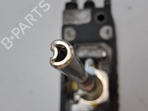 Gear lever VW TOURAN (1T1, 1T2) 1.9 TDI | BP23369333M90 