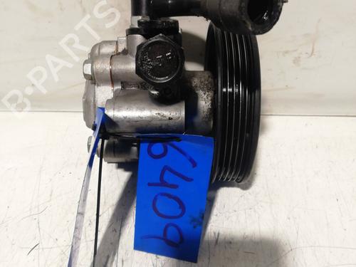 Used Steering pump KIA RIO II (JB) 1.5 CRDi (110 hp) 25465760