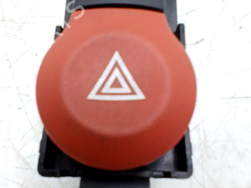 Warnblinkschalter für SMART FORFOUR Hatchback (453) electric drive / EQ (453.091) (56 hp) 32720298