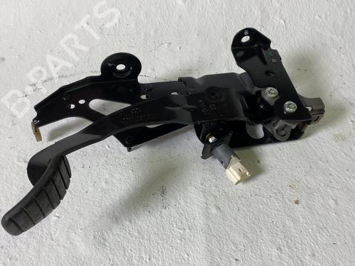 Used Break pedal Break pedal RENAULT SCÉNIC II (JM0/1_) 1.9 dCi (JM0G, JM12, JM1G, JM2C) (120 hp) 40119362 40119362