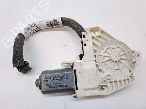 Used Right front window motor SKODA SUPERB II (3T4) 1.6 TDI (105 hp) 23362154