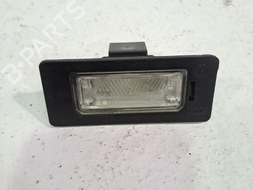 Used Licence plate light VW PASSAT B6 (3C2) 2.0 TDI 16V (140 hp) 25999020