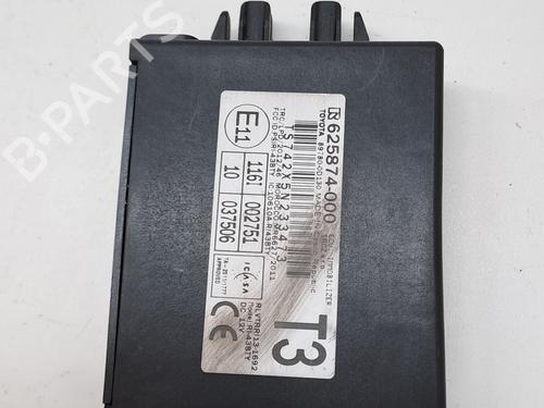 Used Electronic module TOYOTA YARIS (_P13_) 1.0 (KSP130_, KSP130) (69 hp) 26951019