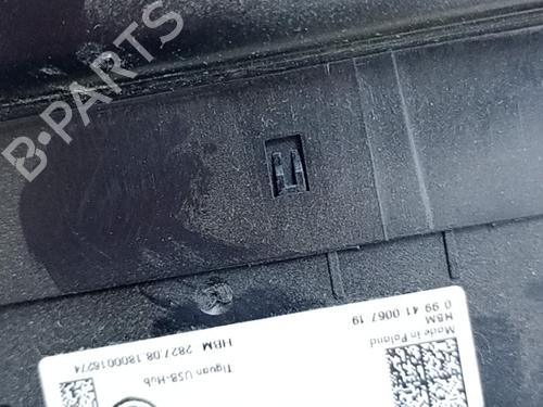 Middle console VW TIGUAN (5N_) 2.0 TDI 4motion | BP37224232I22 - Image 3