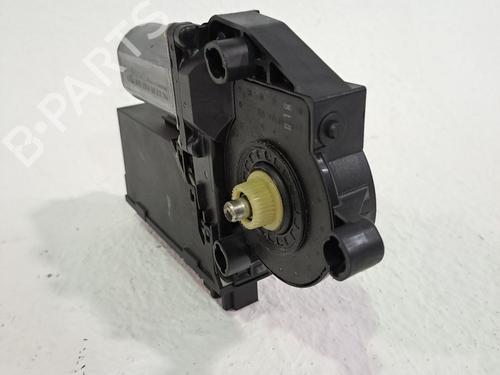 Left front window motor PORSCHE CAYENNE (9PA) Turbo 4.5 | BP23944140E21 
