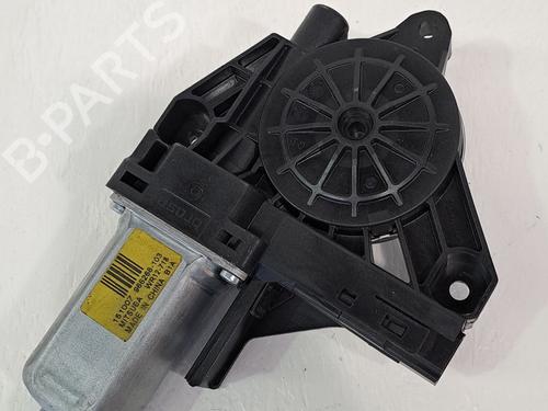 Used Left front window motor VOLVO V40 Hatchback (525) D2 (120 hp) 23370983