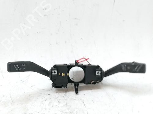 Used Switch Switch SKODA RAPID Spaceback (NH1) 1.6 TDI (90 hp) 35721837 35721837