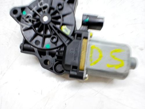Used Right front window motor HYUNDAI i30 (GD) 1.4 CRDi (90 hp) 30622548