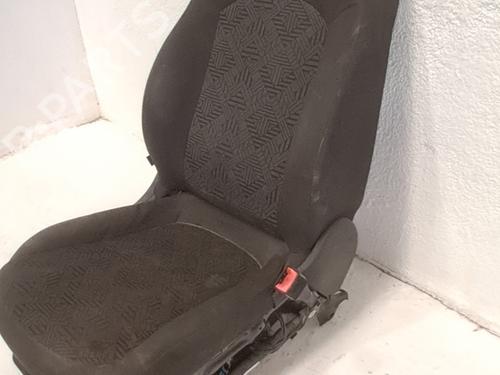 Sæde højre fortil OPEL CORSA E (X15) 1.4 (08, 68) | BP39556760C16 - Image 3