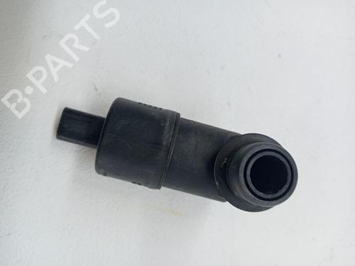 Used Washer pump RENAULT ZOE (BFM_) ZOE (88 hp) 24636583