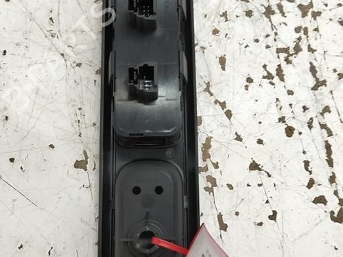 Left front window switch PEUGEOT 407 (6D_) 1.6 HDi 110 (6D9HZC, 6D9HYC) | BP39136725I27 - Image 2