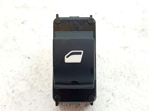 Used Right rear window switch Right rear window switch CITROËN C5 AIRCROSS (A_) 1.2 PureTech 130 (ARHNSJ) (131 hp) 34264910 34264910