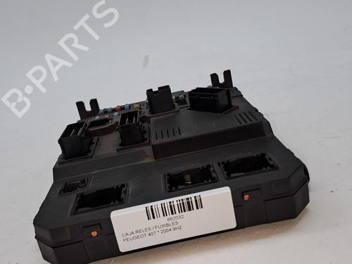 Fuse box PEUGEOT 407 (6D_) 1.6 HDi 110 (6D9HZC, 6D9HYC) | BP24883897E1