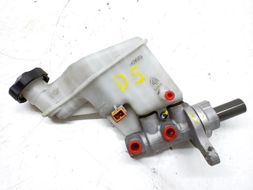 Used Brake master cylinder HYUNDAI i30 (GD) 1.4 CRDi (90 hp) 30920139