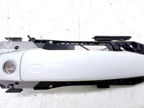 Used Front left exterior door handle Front left exterior door handle AUDI A3 Sportback (8VA, 8VF) 2.0 TDI (150 hp) 33763320 33763320