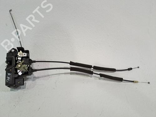 Used Front right lock CHEVROLET CAPTIVA (C100, C140) 2.0 D 4WD (150 hp) 23975249