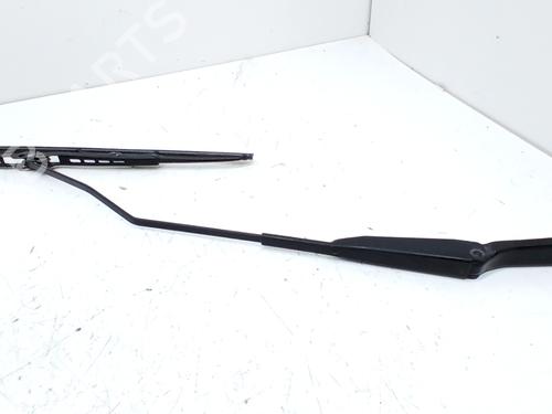 Used Front windshield wiper arm Front windshield wiper arm 32720265 32720265