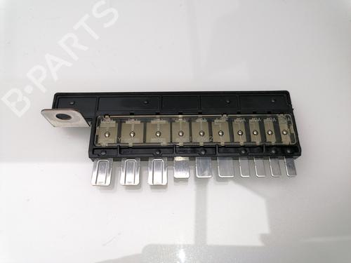 Used Fuse box HYUNDAI TUCSON (TL, TLE) 2.0 CRDi (136 hp) 23376952