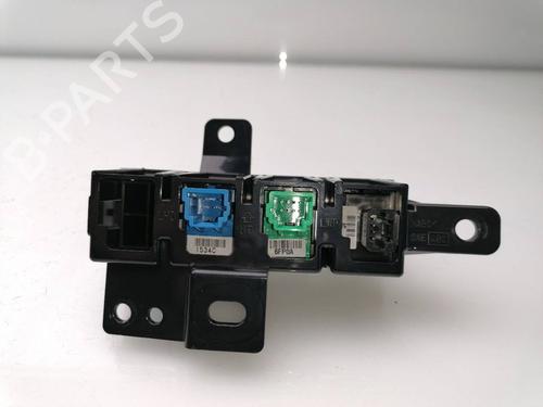Used Switch NISSAN X-TRAIL III (T32_, T32R, T32RR) 1.7 dCi (150 hp) 24107831