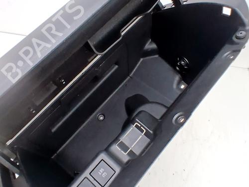 Used Glove box Glove box VW POLO V (6R1, 6C1) 1.6 TDI (90 hp) 34708107 34708107