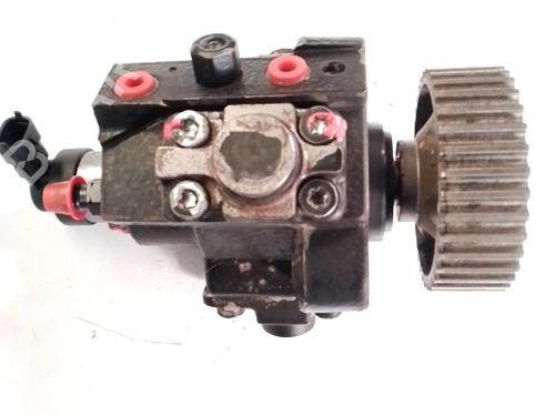 Used Injection pump LANCIA VOYAGER MPV (404_) 2.8 CRD (RT, 53) (163 hp) 31580313