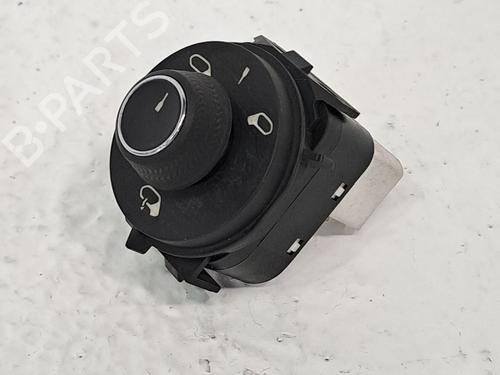 Mando retrovisor DS DS 7 Crossback (J4_, JR_, JC_) 1.6 PureTech 180 (J45GFR) (180 hp) 27672782