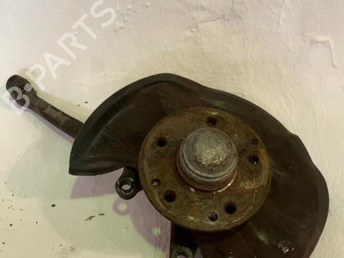 Used Left front steering knuckle Left front steering knuckle MERCEDES-BENZ E-CLASS (W210) E 270 CDI (210.016) (170 hp) 36523805 36523805