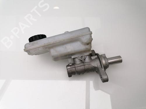 Used Brake master cylinder RENAULT KANGOO / GRAND KANGOO II (KW0/1_) 1.5 dCi 75 (KW07, KW10, KW04) (75 hp) 23420671