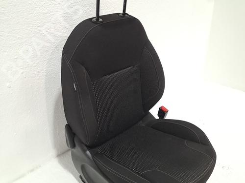 Right front seat PEUGEOT 208 I (CA_, CC_) 1.2 VTI 82 | BP24402639C16 