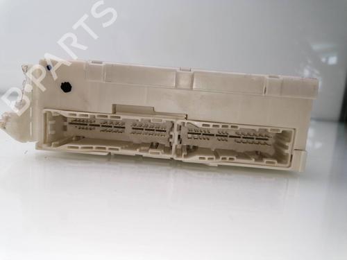 Fuse box LEXUS IS II (_E2_) 200d (ALE20_, ALE20R) | BP23651961E1 