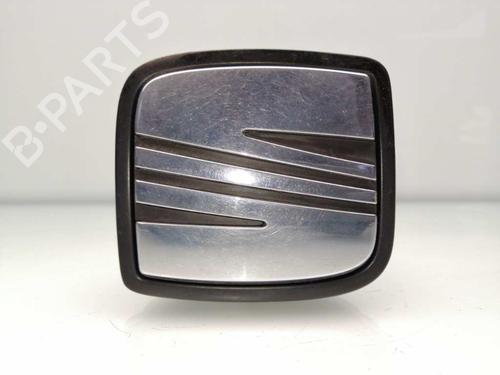 Used Tailgate handle SEAT LEON (1M1) 1.9 TDI (150 hp) 23457979