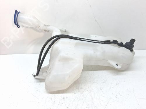 Used Windscreen washer tank FORD FIESTA VII (HJ, HF) 1.1 Ti-VCT (86 hp) 28975256