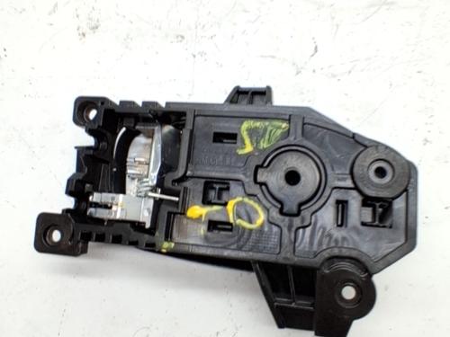 Rear right interior door handle KIA CARENS IV 1.7 CRDi | BP40545962I16 - Image 2