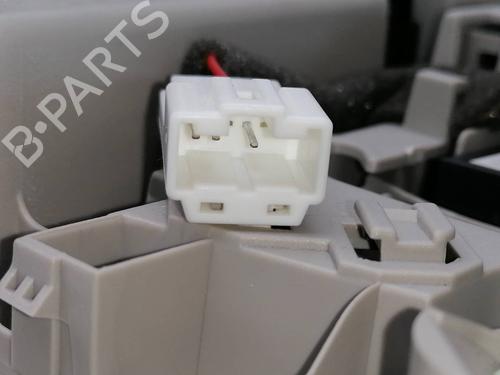 Used Interior roof light NISSAN NAVARA NP300 Pickup (D23, D23T) 2.3 dCi 4x4 (D231) (163 hp) 23386039