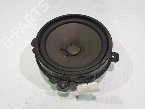 Used Speaker CHEVROLET CAPTIVA (C100, C140) 2.0 D 4WD (150 hp) 23975245
