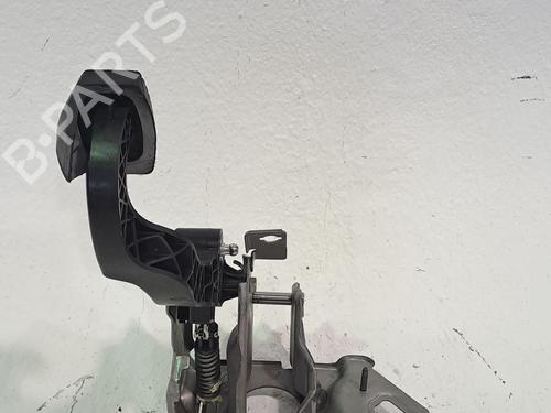 Clutch pedal CITROËN C3 / C3 ORIGIN III (SX) 1.6 BlueHDi 75 | BP25613670I13 