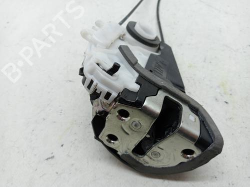 Rear right lock TOYOTA YARIS (_P13_) 1.5 Hybrid (NHP130_, NHP130) | BP23351388C99 