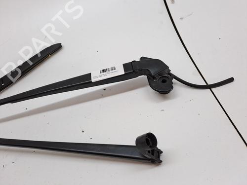 Front windshield wiper arm TOYOTA YARIS (_P13_) 1.5 Hybrid (NHP130_, NHP130) | BP29024009C143 