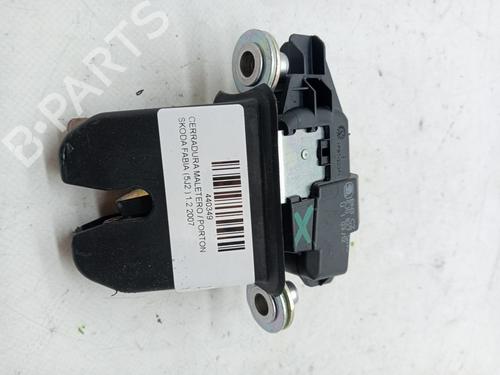 Used Tailgate lock SKODA FABIA II (542) 1.2 12V (60 hp) 23354742