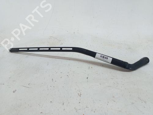 Used Front windshield wiper arm CITROËN C4 I (LC_) 1.6 HDi (90 hp) 29499546
