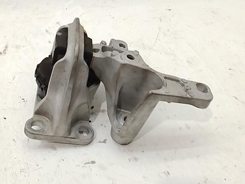 Engine mount RENAULT MEGANE II Saloon (LM0/1_) 1.6 | BP40548130M89 - Image 3
