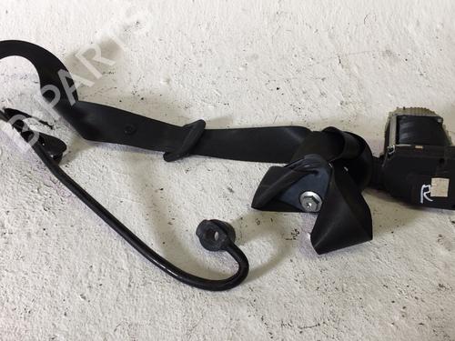 front-right-seatbelt-renault-twingo-ii-cn0_-2007-39558216 main image