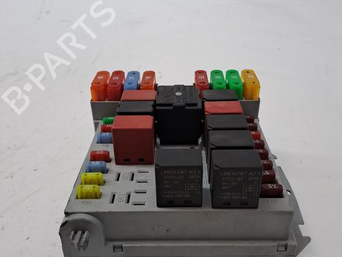 Fuse box FIAT BRAVO II (198_) 1.6 D Multijet (198AXH1B) | BP23368725E1 