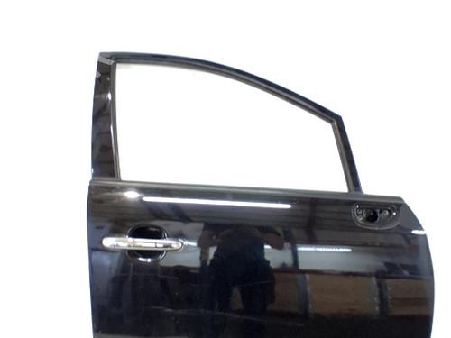 Used Right front door KIA CARENS III MPV (UN) 2.0 CRDi 140 (140 hp) 30120782