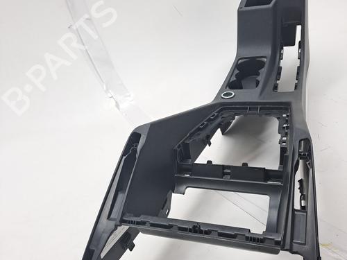 Armrest / Center console SKODA OCTAVIA III (5E3, NL3, NR3) 1.4 TSI | BP23361619I20 
