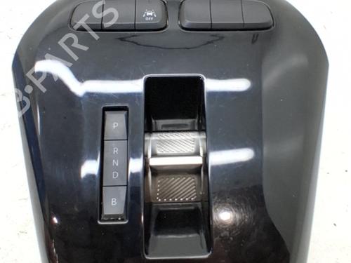 Used Gear lever Gear lever OPEL CORSA F (P2JO) CORSA-e (68) (136 hp) 40546211 40546211